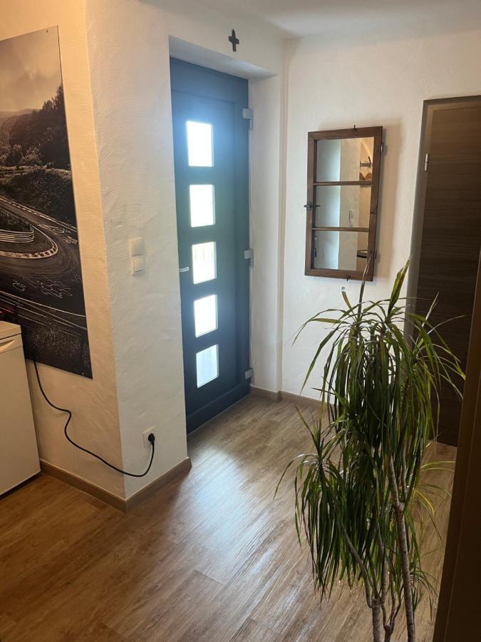 Gaestezimmer Melina Am Nuerburgring Adenau Dış mekan fotoğraf